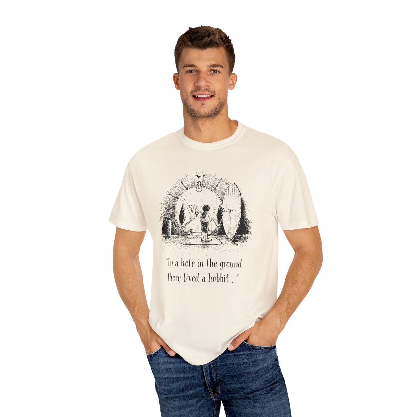 In a Hole in the Ground There Lived a Hobbit T-shirt - The Lord of The Rings