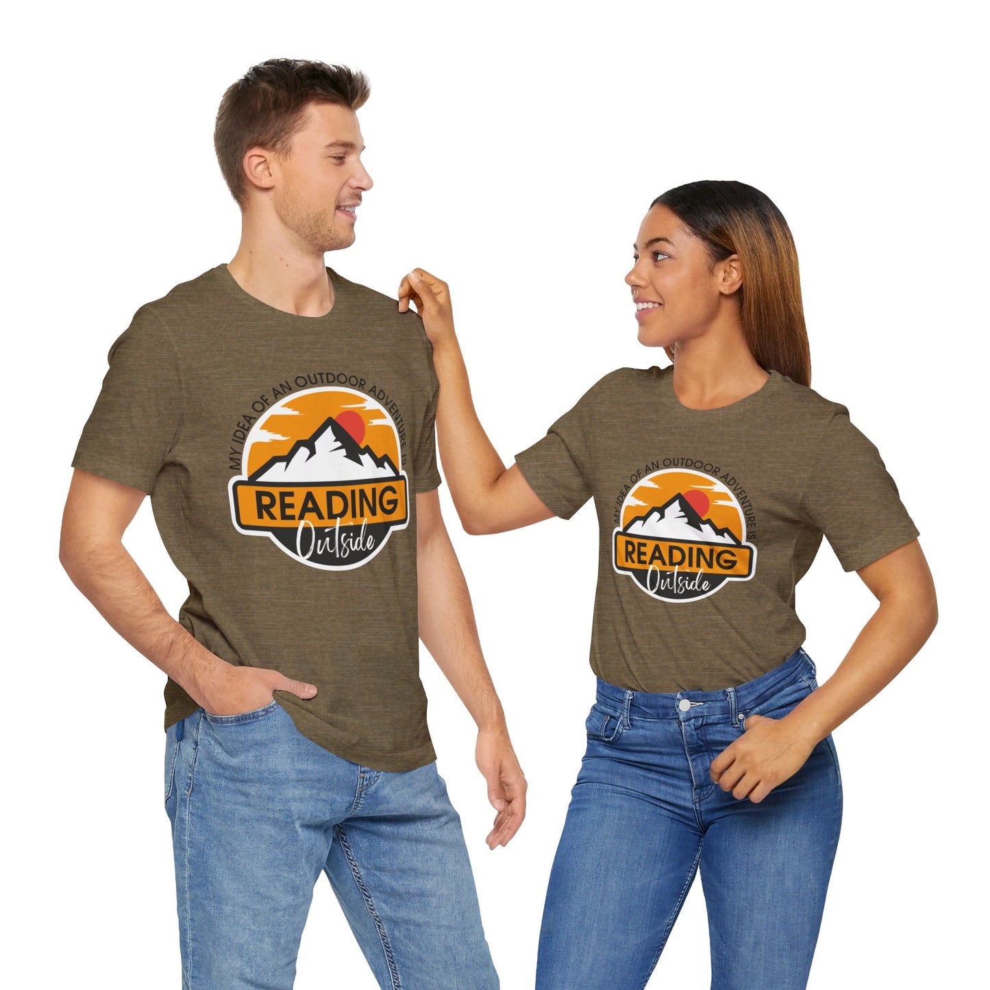 Reading Outside - Book Lovers T-shirt
