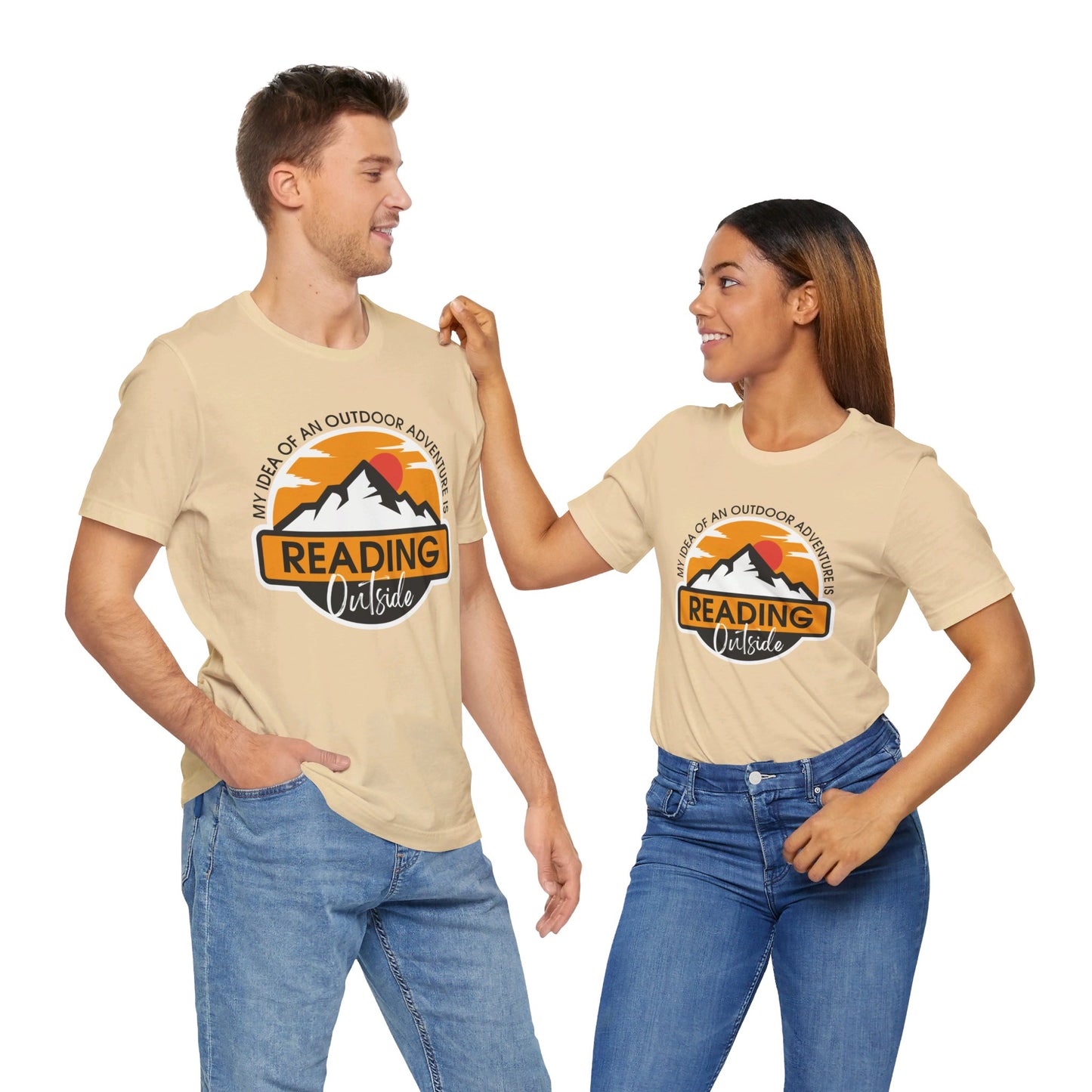 Reading Outside - Book Lovers T-shirt