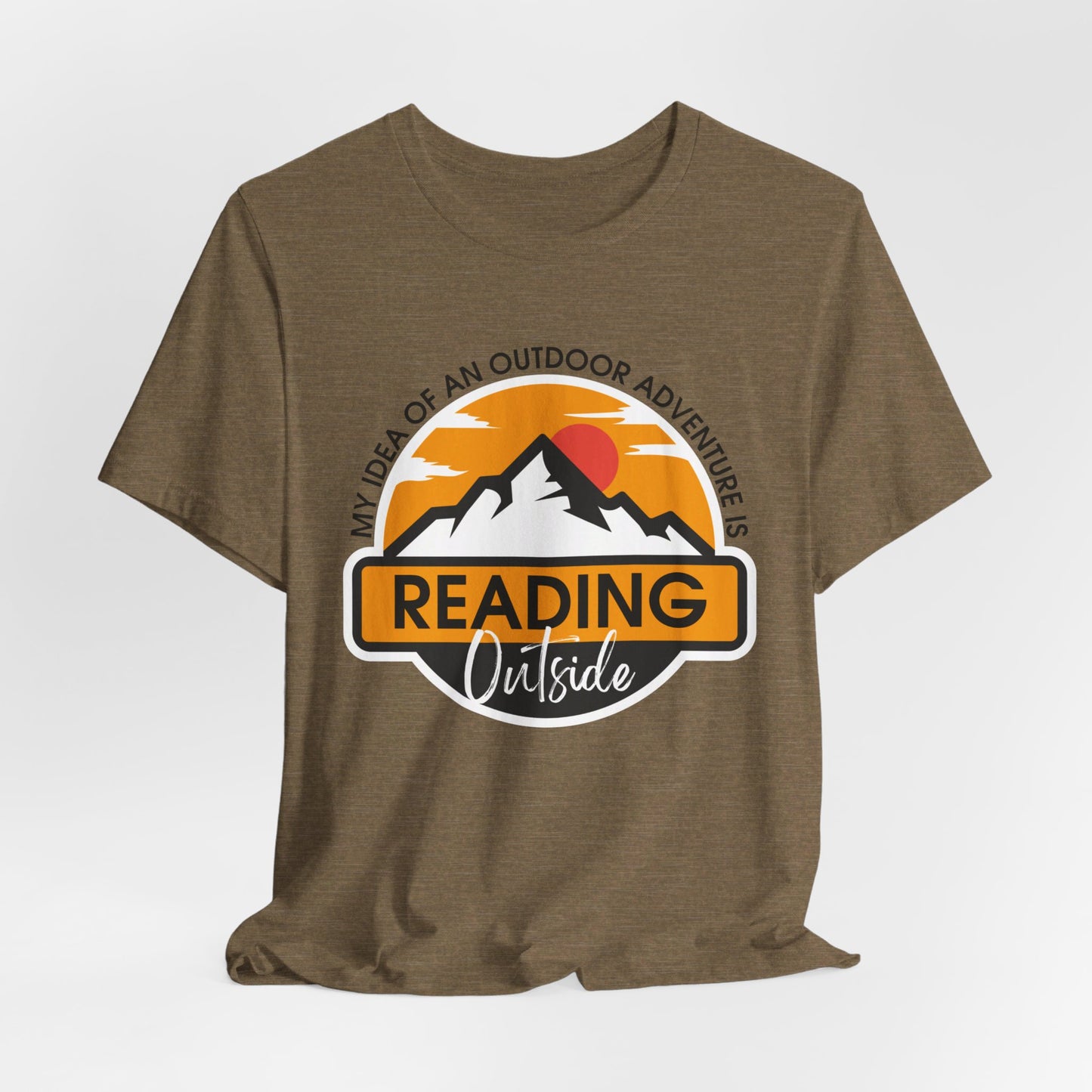 Reading Outside - Book Lovers T-shirt