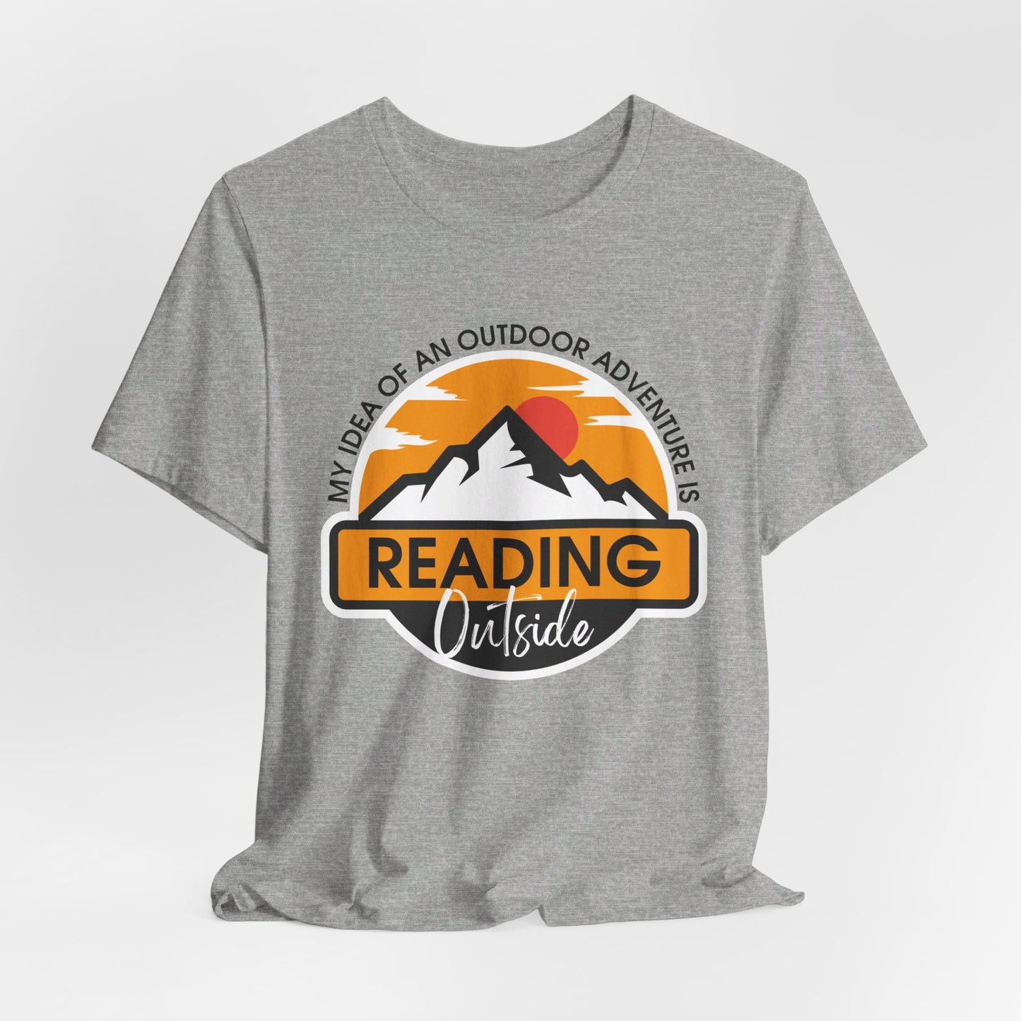 Reading Outside - Book Lovers T-shirt