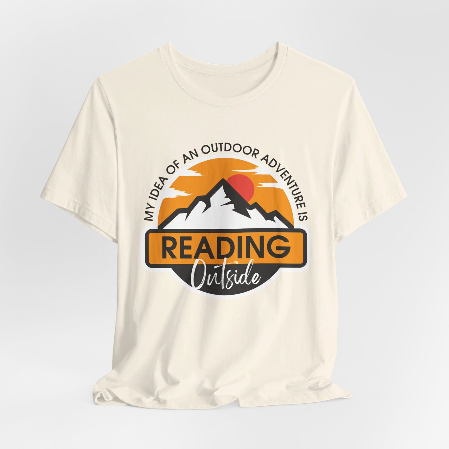 Reading Outside - Book Lovers T-shirt
