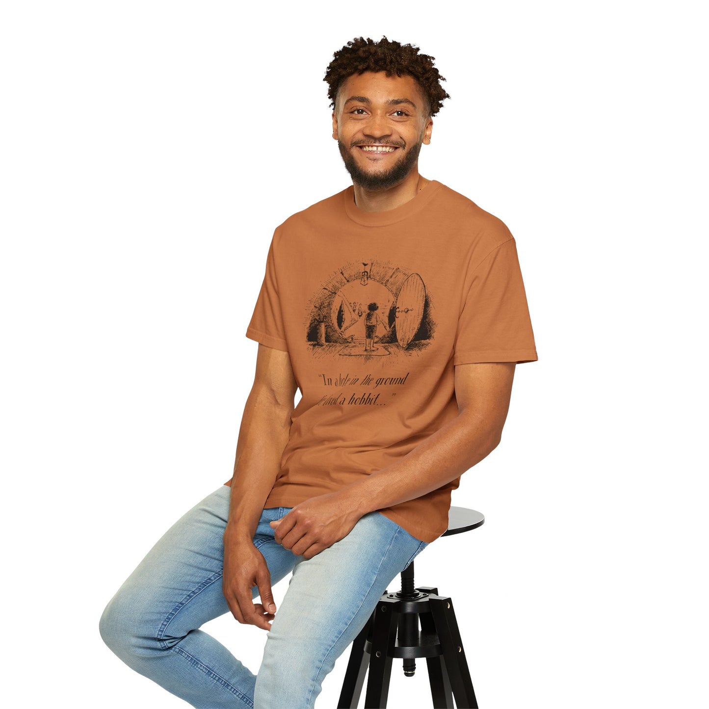 In a Hole in the Ground There Lived a Hobbit T-shirt - The Lord of The Rings