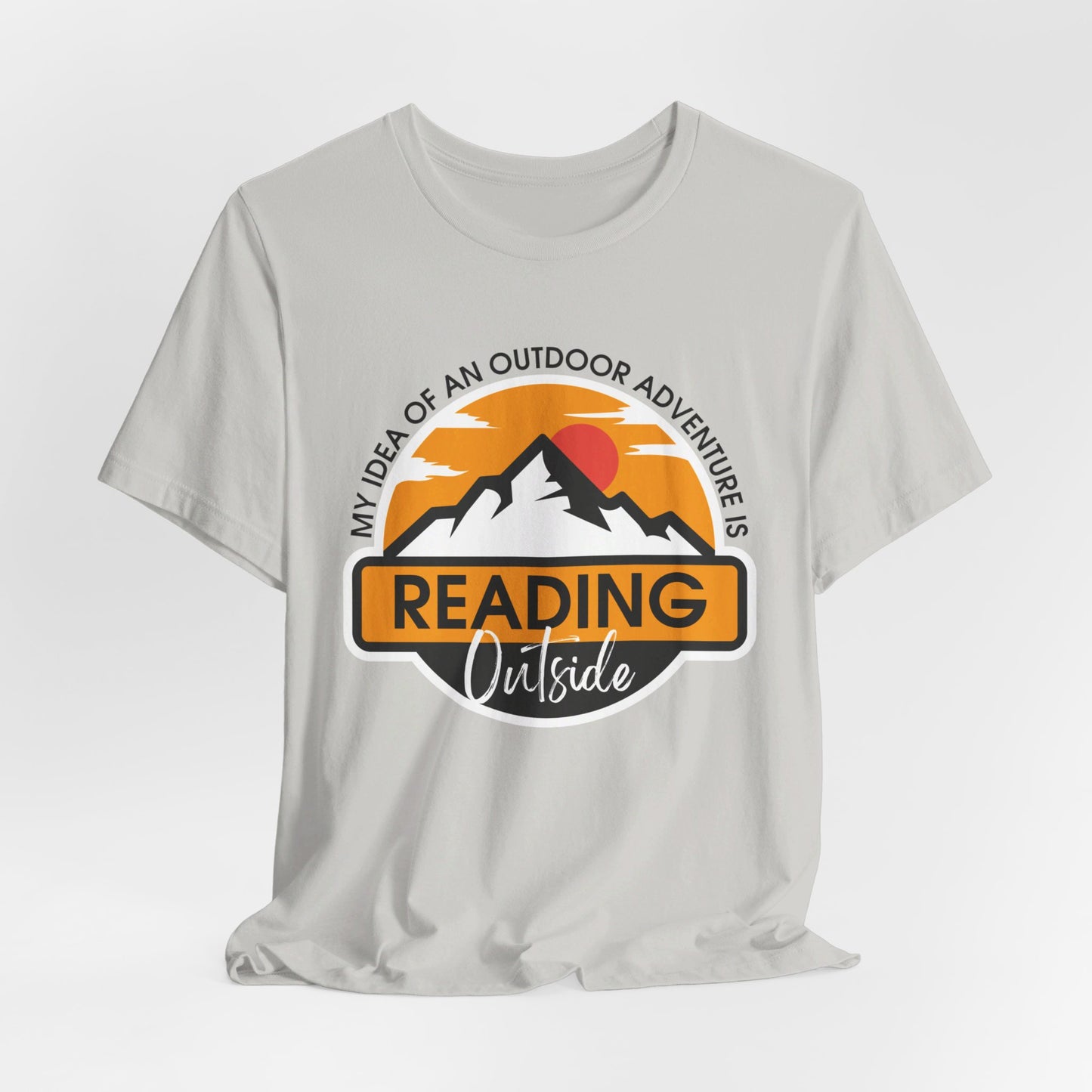 Reading Outside - Book Lovers T-shirt