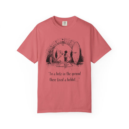 In a Hole in the Ground There Lived a Hobbit - The Lord of The Rings T-shirt