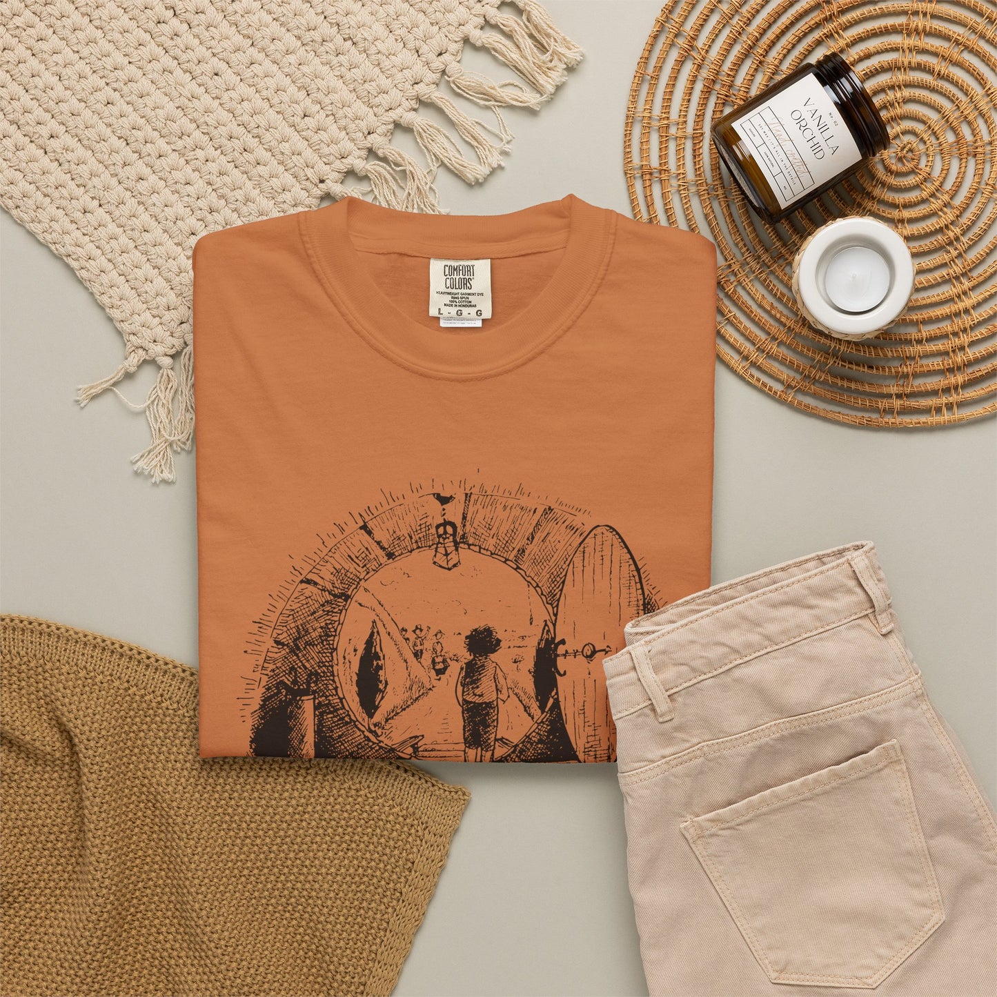 In a Hole in the Ground There Lived a Hobbit T-shirt - The Lord of The Rings