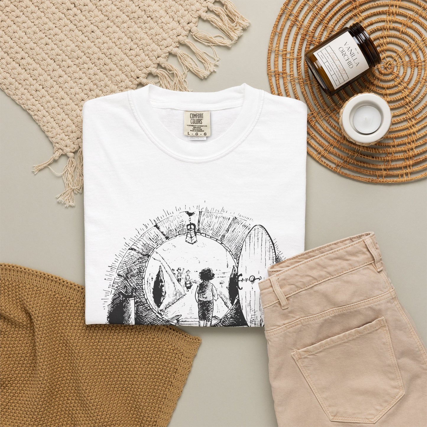 In a Hole in the Ground There Lived a Hobbit T-shirt - The Lord of The Rings