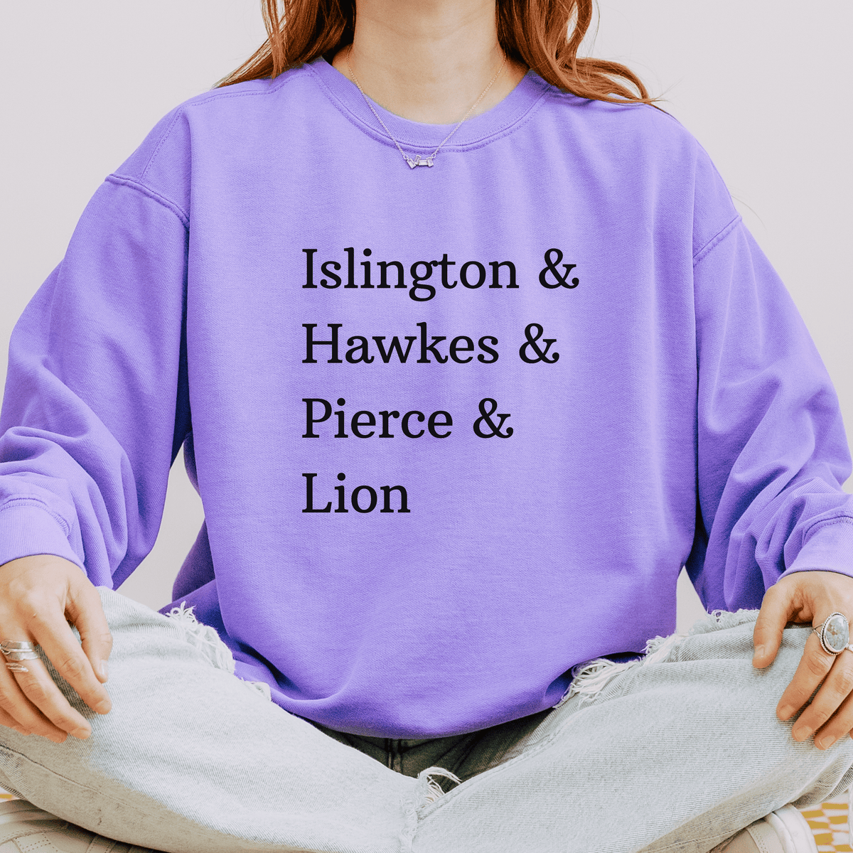 Islington Hawkes Pierce Lion - Emma M Lion Pastel Sweatshirt
