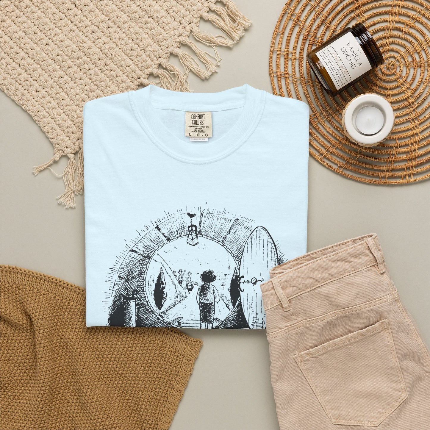In a Hole in the Ground There Lived a Hobbit T-shirt - The Lord of The Rings
