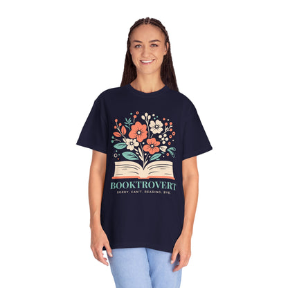 Booktrovert Oversized - Book Lovers T-shirt