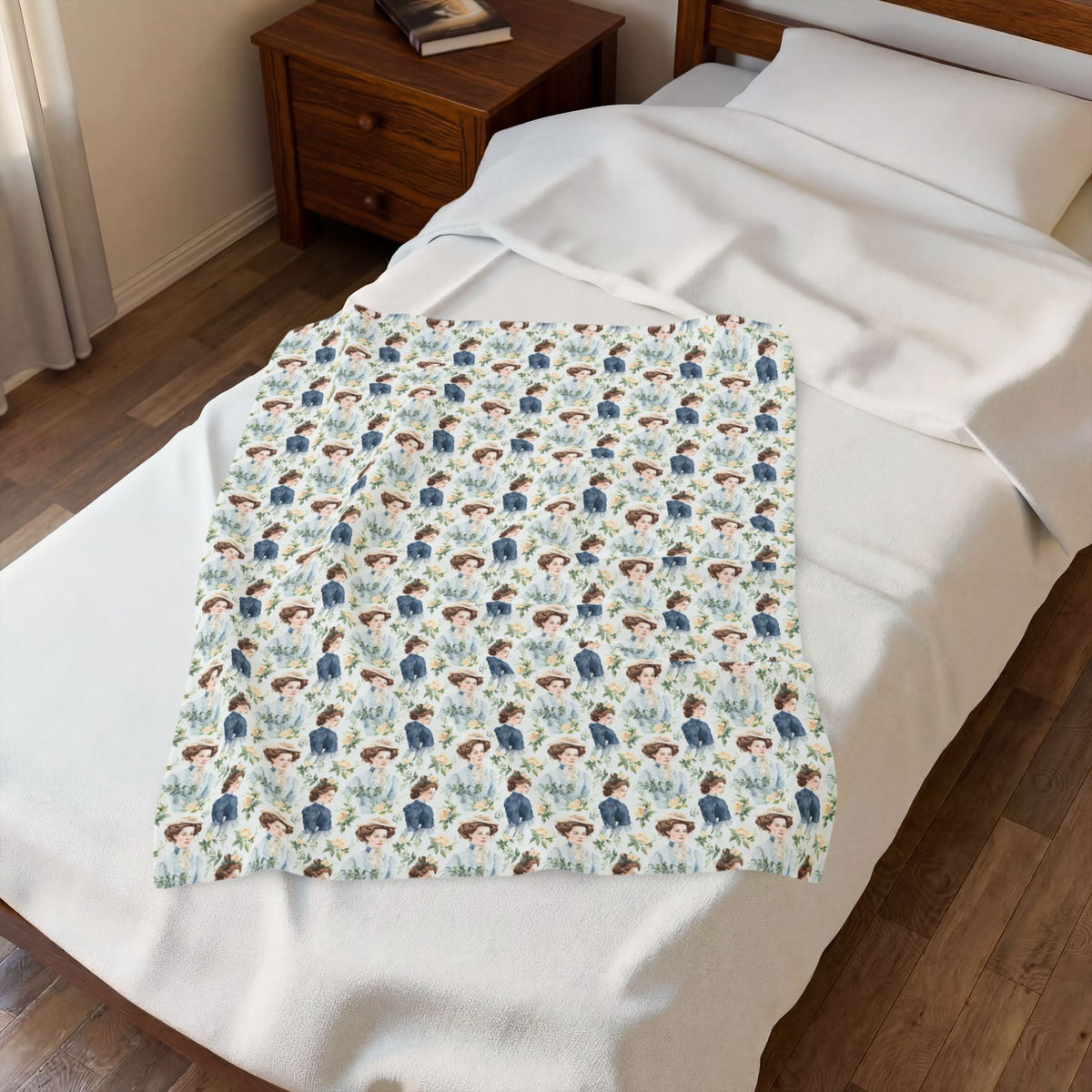 Velveteen Plush - Emma M Lion Throw Blanket