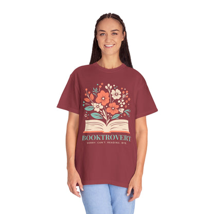 Booktrovert Oversized - Book Lovers T-shirt